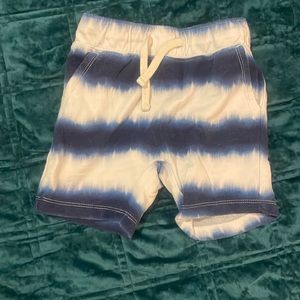 Old Navy toddler boy’s short